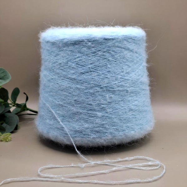 Alpakos siūlai – lengvi, švelnūs ir pūkuoti (100 g)