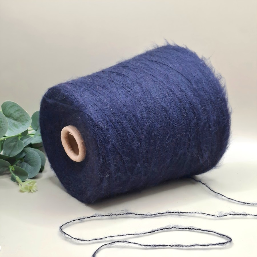 Alpakos siūlai – purūs, minkšti ir lengvi (100 g)