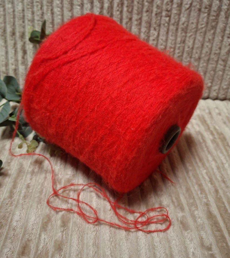 Siūlai su alpaka – lengvi ir pūkuoti (100 g)