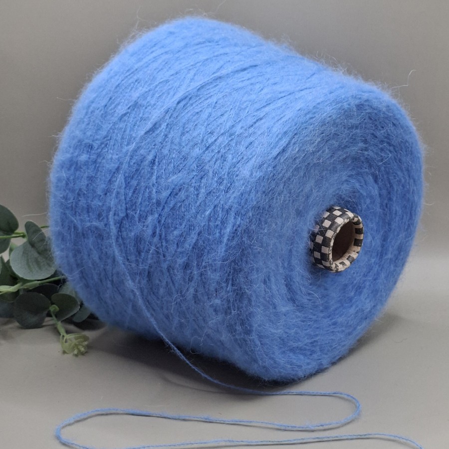 Alpakos siūlai – minkšti, lengvi ir pūkuoti (100 g)