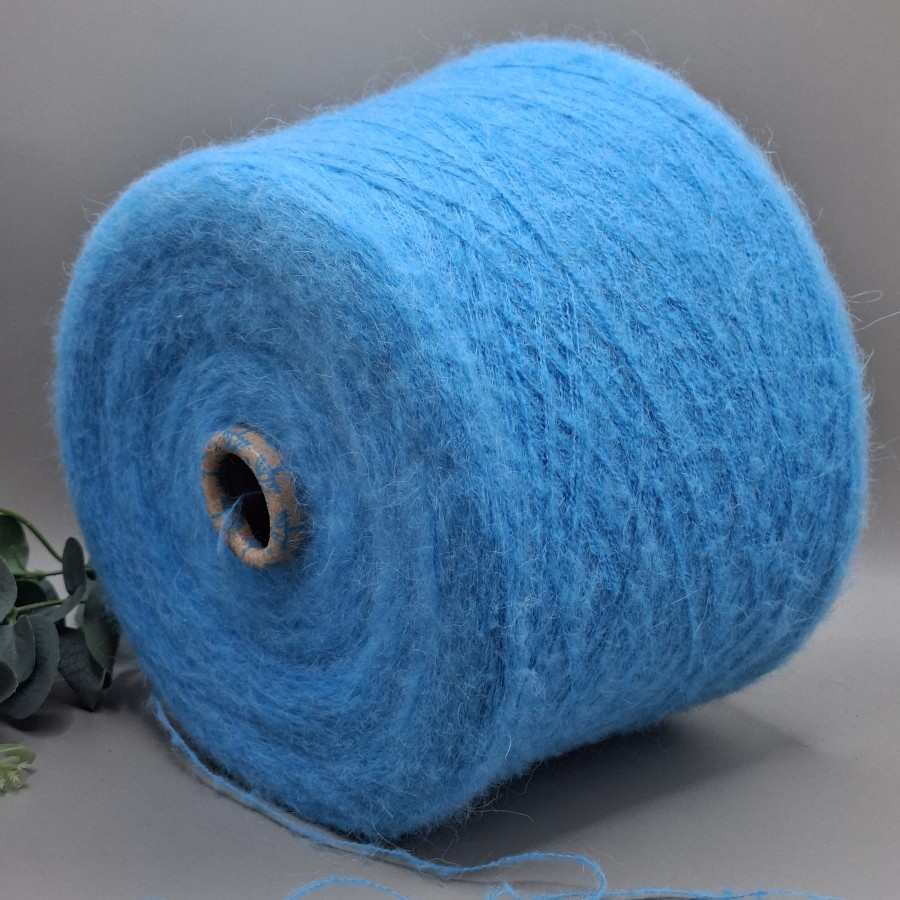 Alpakos siūlai – minkšti, lengvi ir pūkuoti (100 g)