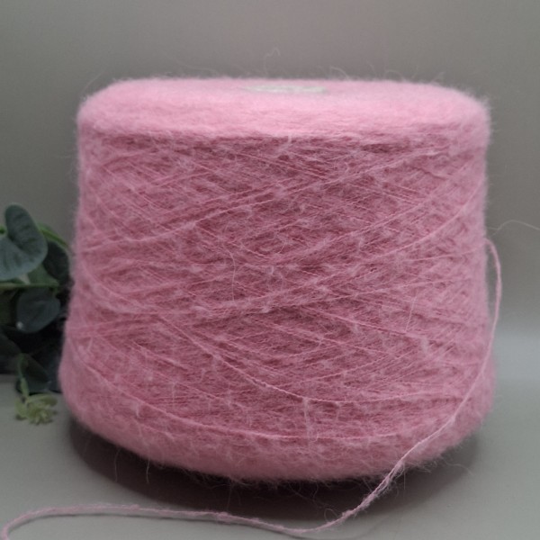 Alpakos siūlai – minkšti, pūkuoti ir švelnūs (100 g)