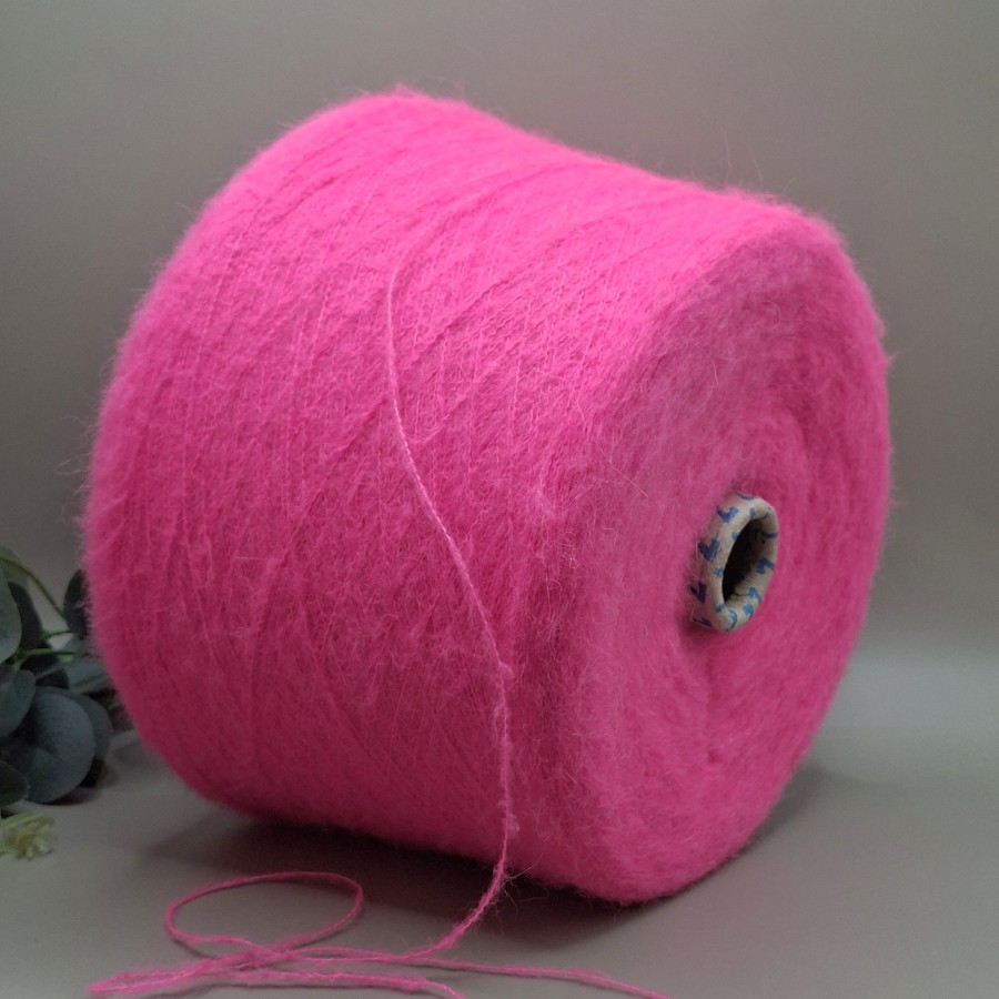 Alpakos siūlai – minkšti, švelnūs su subtiliu pūkeliu (100 g)