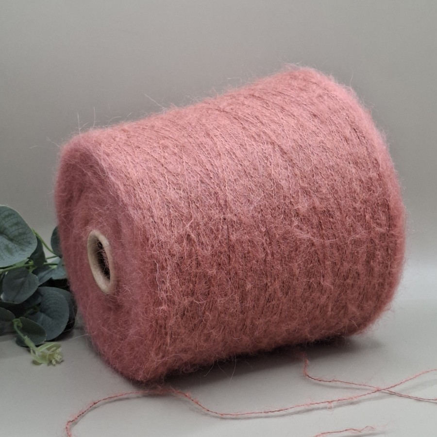 Alpakos siūlai – švelnūs, pūkuoti ir minkšti (100 g)