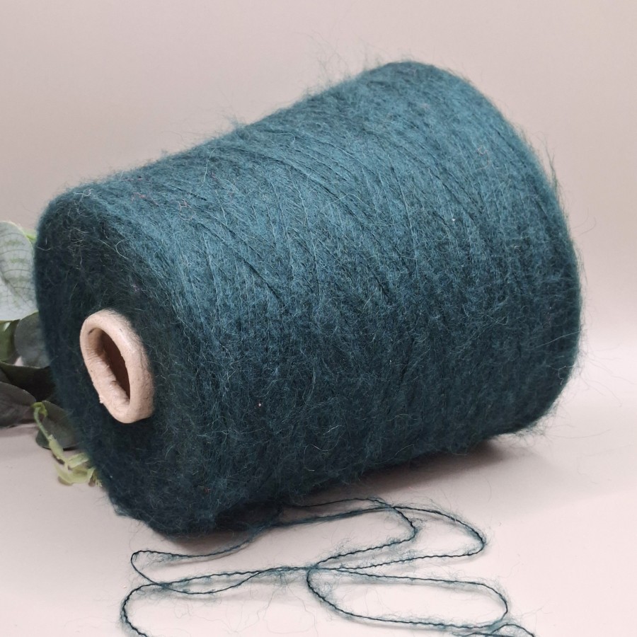 Alpakos siūlai – pūkuoti, minkšti ir šilti (100 g)