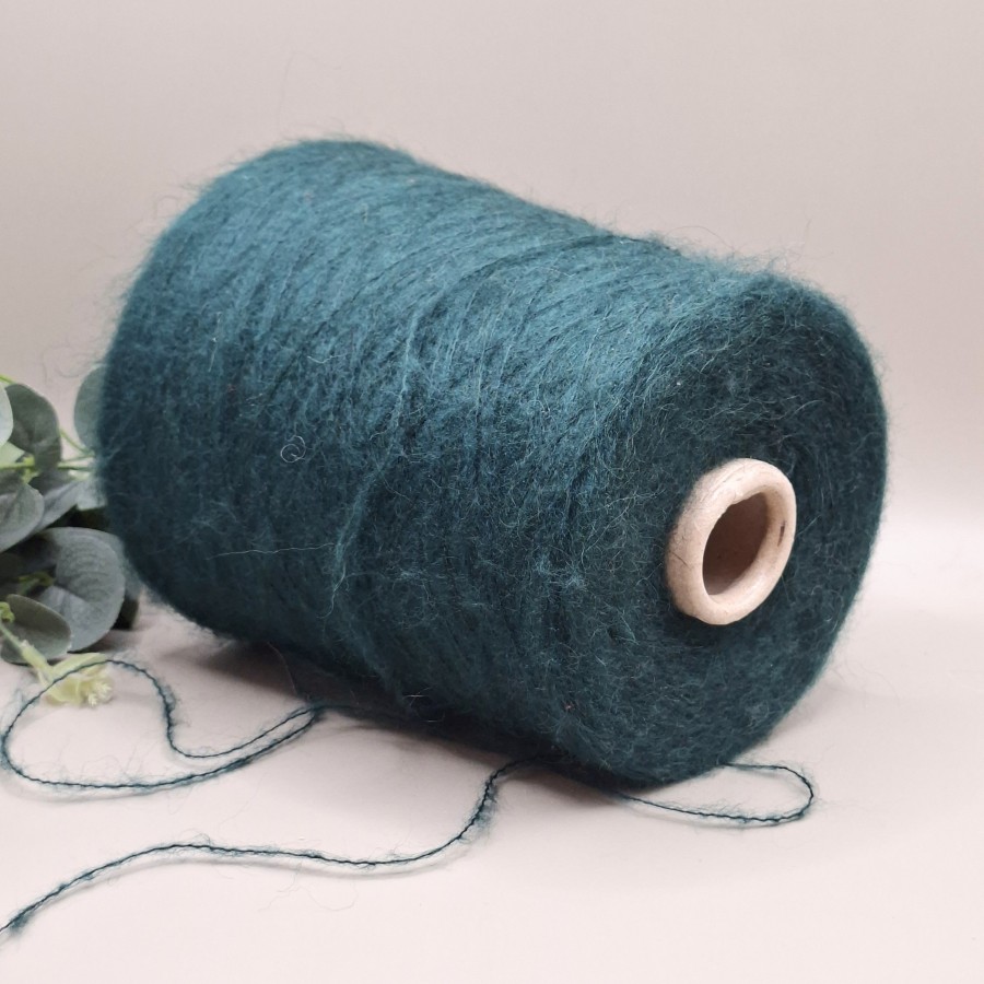 Alpakos siūlai – pūkuoti, minkšti ir šilti (100 g)