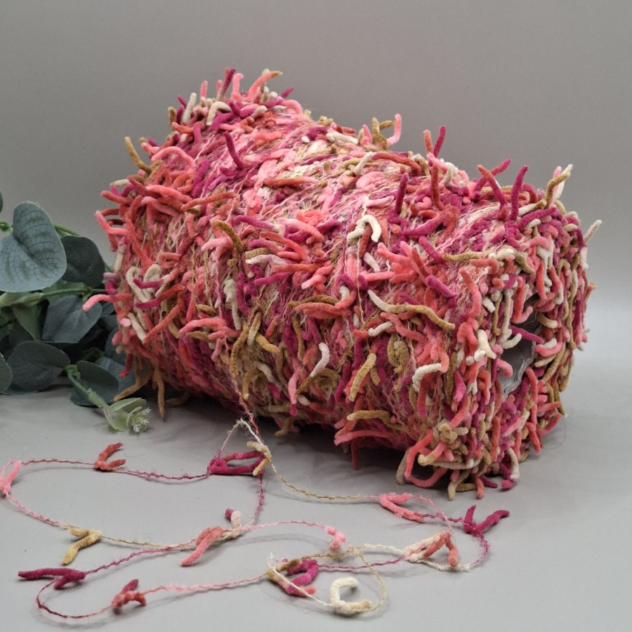Siūlai su dekoratyvia, kilpine tekstūra (50 g)