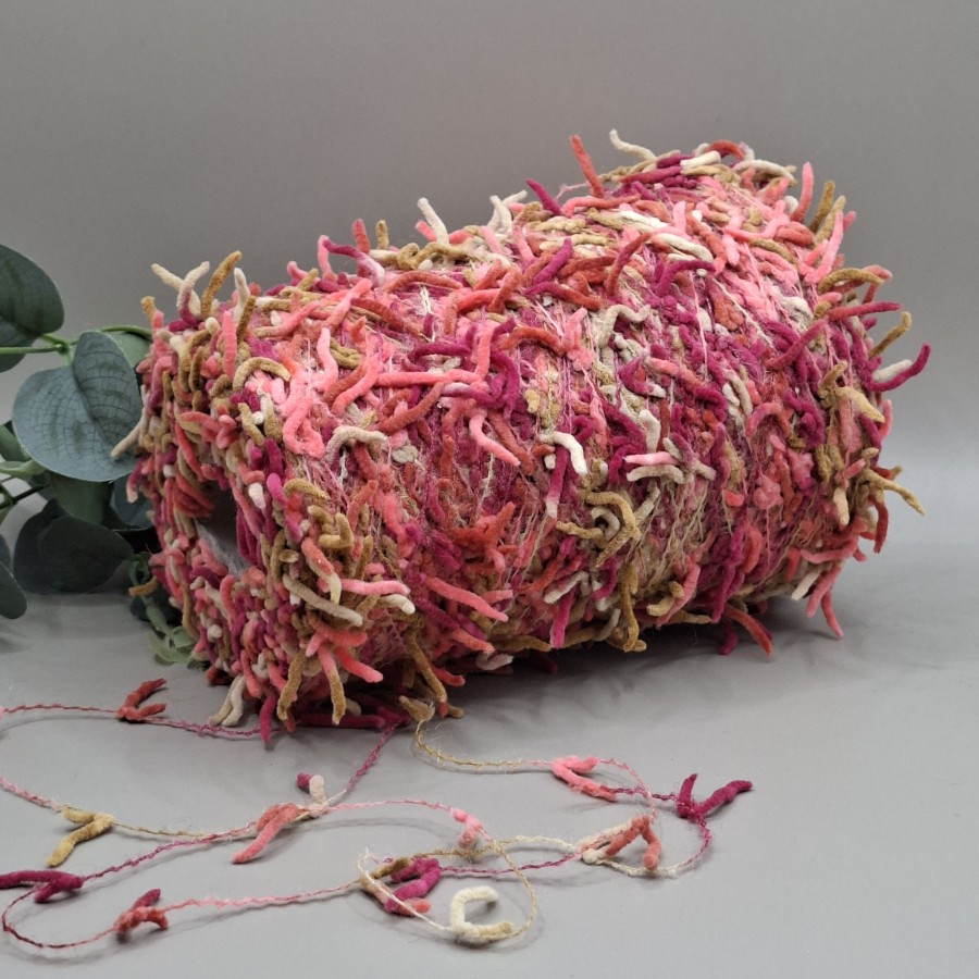 Siūlai su dekoratyvia, kilpine tekstūra (50 g)