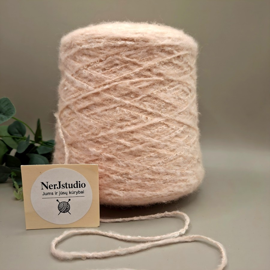 Siūlai su merino vilna ir medvilne – šviesi persikinė ECOTEDDY (100 g)