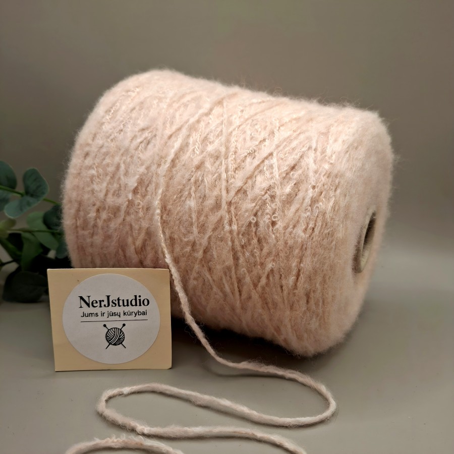 Siūlai su merino vilna ir medvilne – šviesi persikinė ECOTEDDY (100 g)