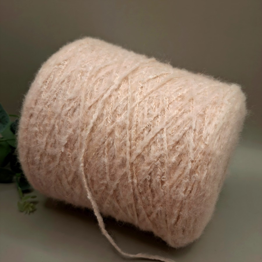 Siūlai su merino vilna ir medvilne – šviesi persikinė ECOTEDDY (100 g)