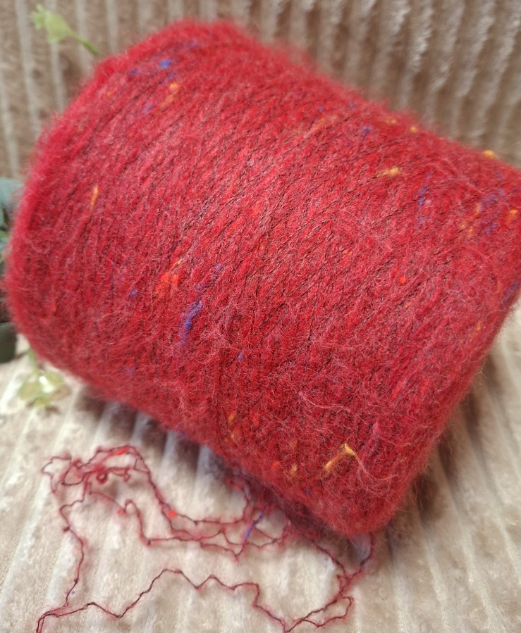 Pusvilnės siūlai – su tvido efektu (100 g)