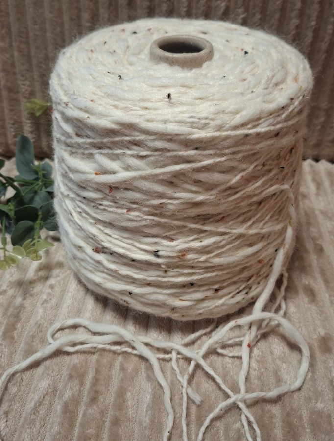 Pusvilnės siūlai – tvido efektas (100 g)