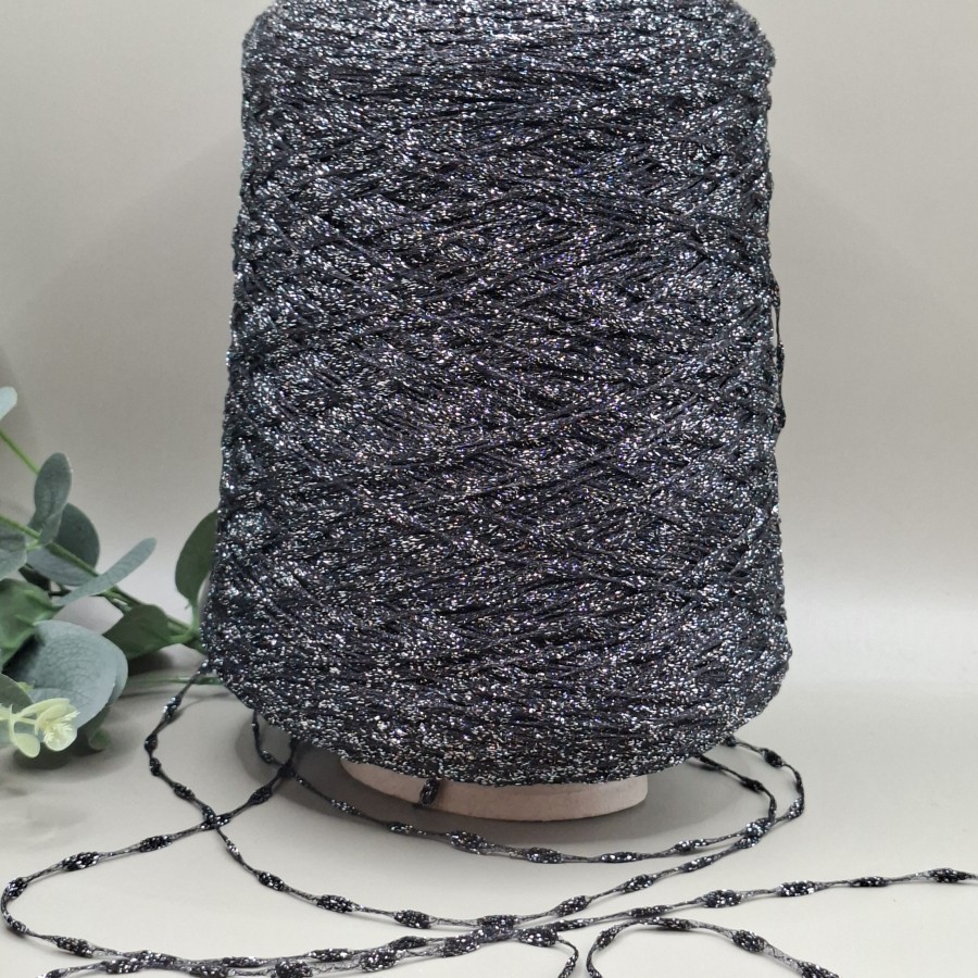Tekstūriniai siūlai – juoda su sidabrine gija CRISTIES (100 g)
