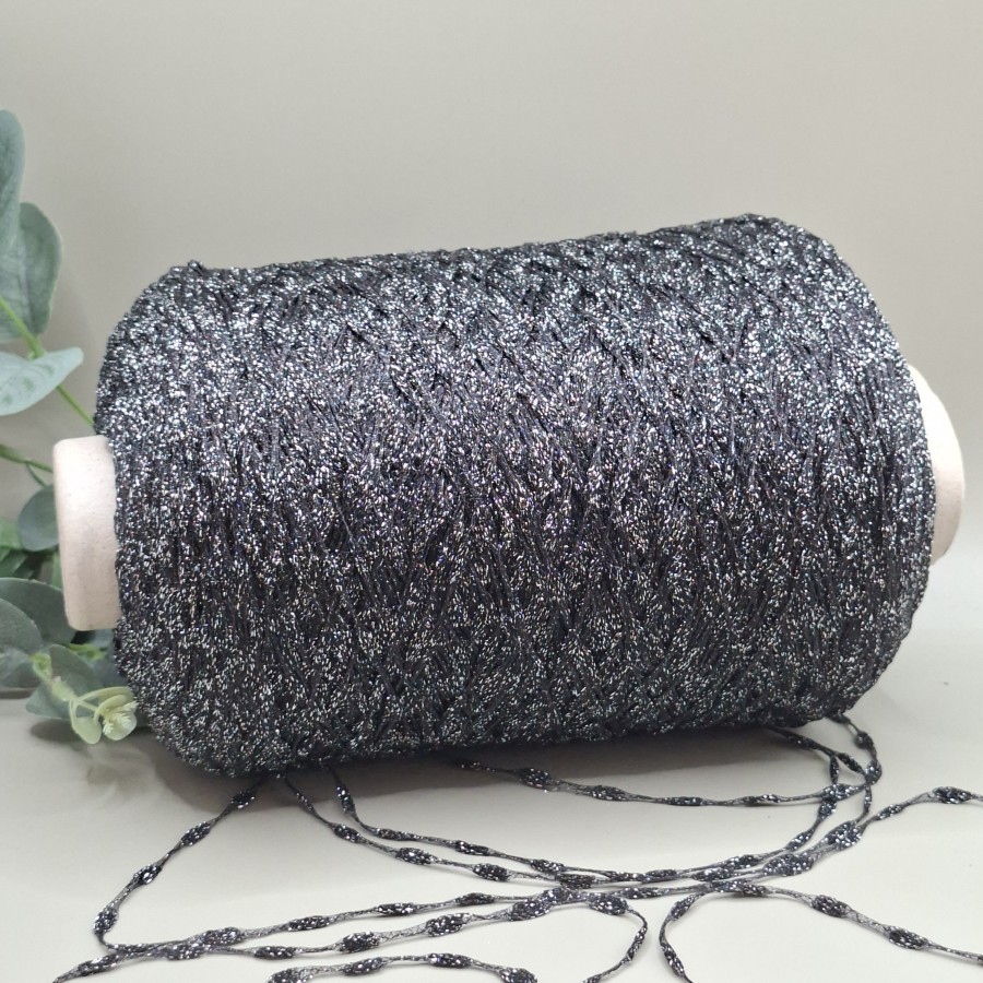 Tekstūriniai siūlai – juoda su sidabrine gija CRISTIES (100 g)