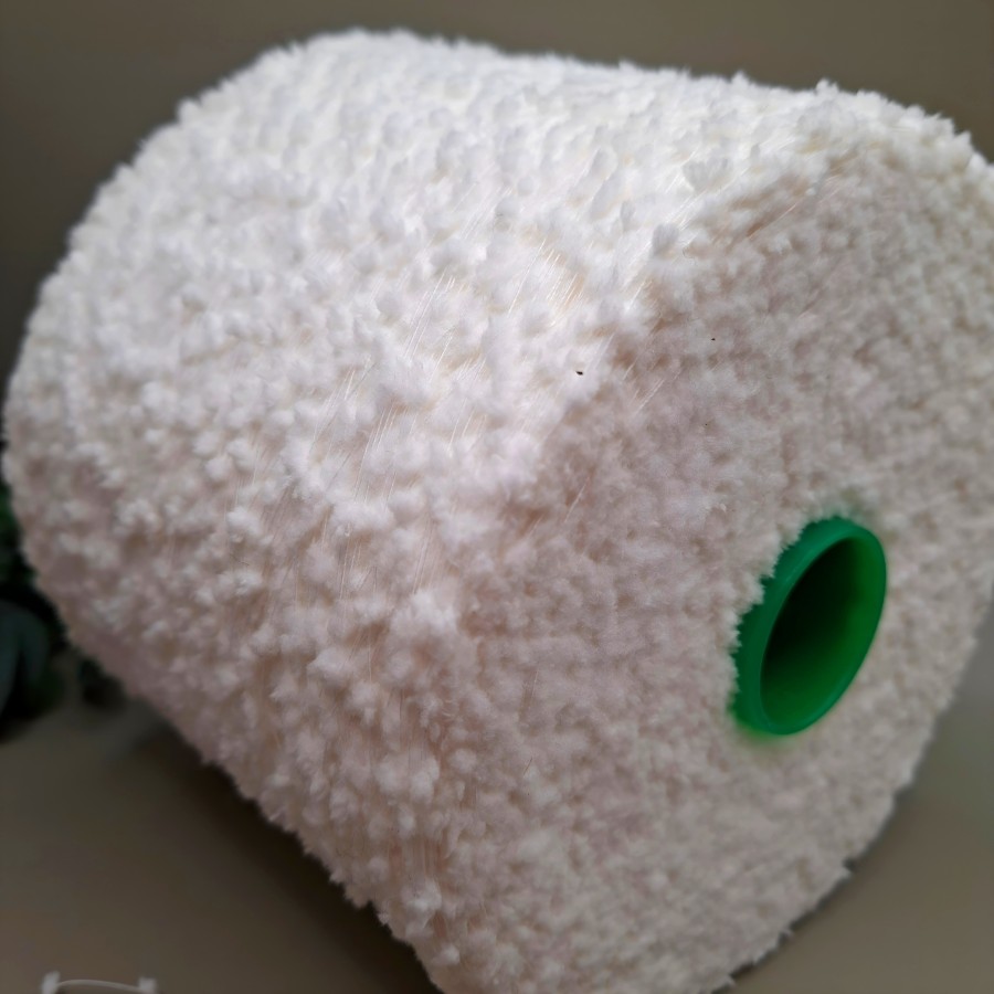 Tekstūriniai siūlai – lengvi ir švelnūs FANTASIA POMPON (100 g)