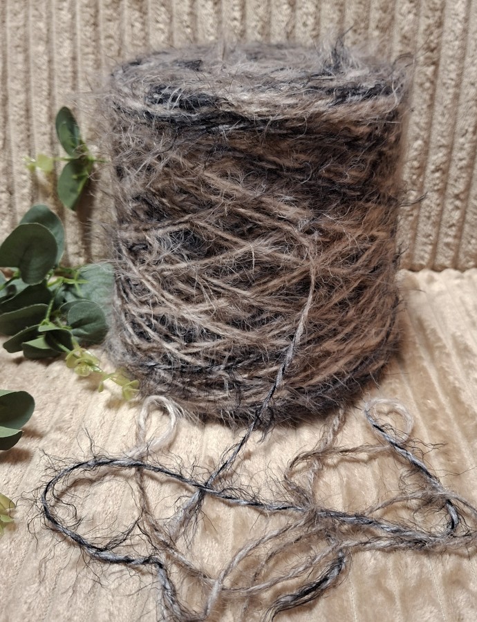 Tekstūriniai siūlai „žolytė“ su merino vilna ir alpaka – melanžiniai (50 g)