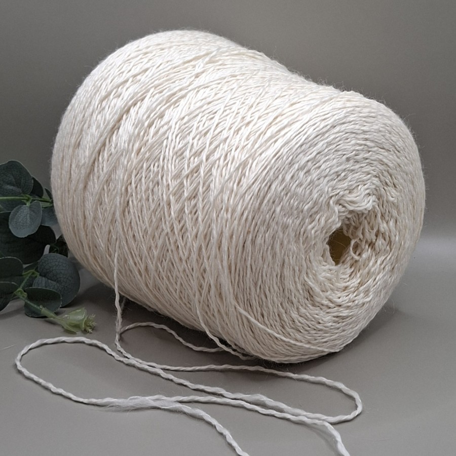 Vilnos ir moherio siūlai - natūraliai ekru GUYANA (100 g)