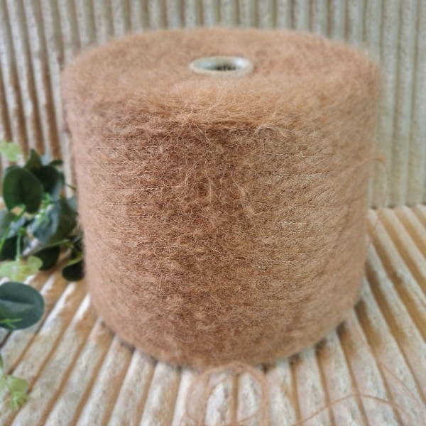 Alpakos siūlai – minkšti ir pūkuoti (100 g)