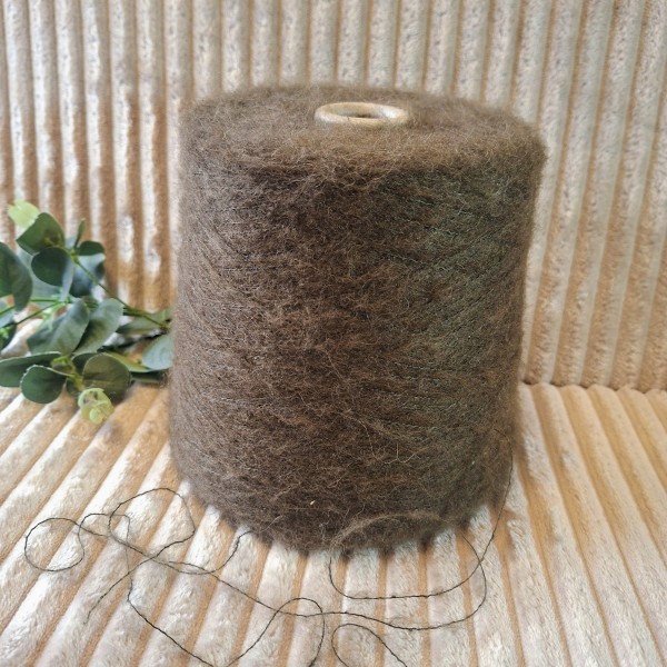 Alpakos siūlai – minkšti ir pūkuoti (100 g)