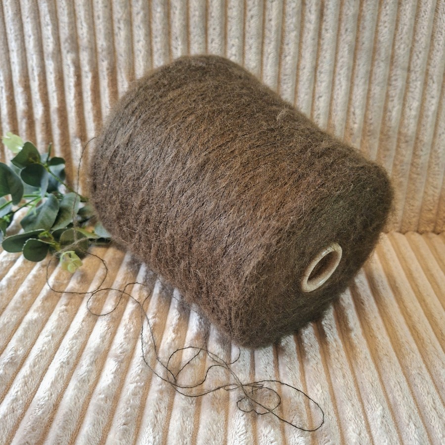 Alpakos siūlai – minkšti ir pūkuoti (100 g)