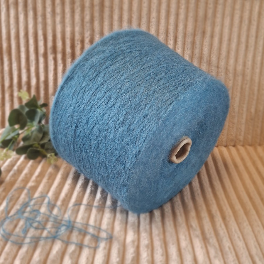 Alpakos siūlai – minkšti ir pūkuoti (100 g)