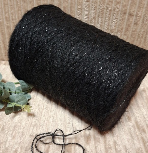 Moherio siūlai su blizgia gija – juodi  (100 g)