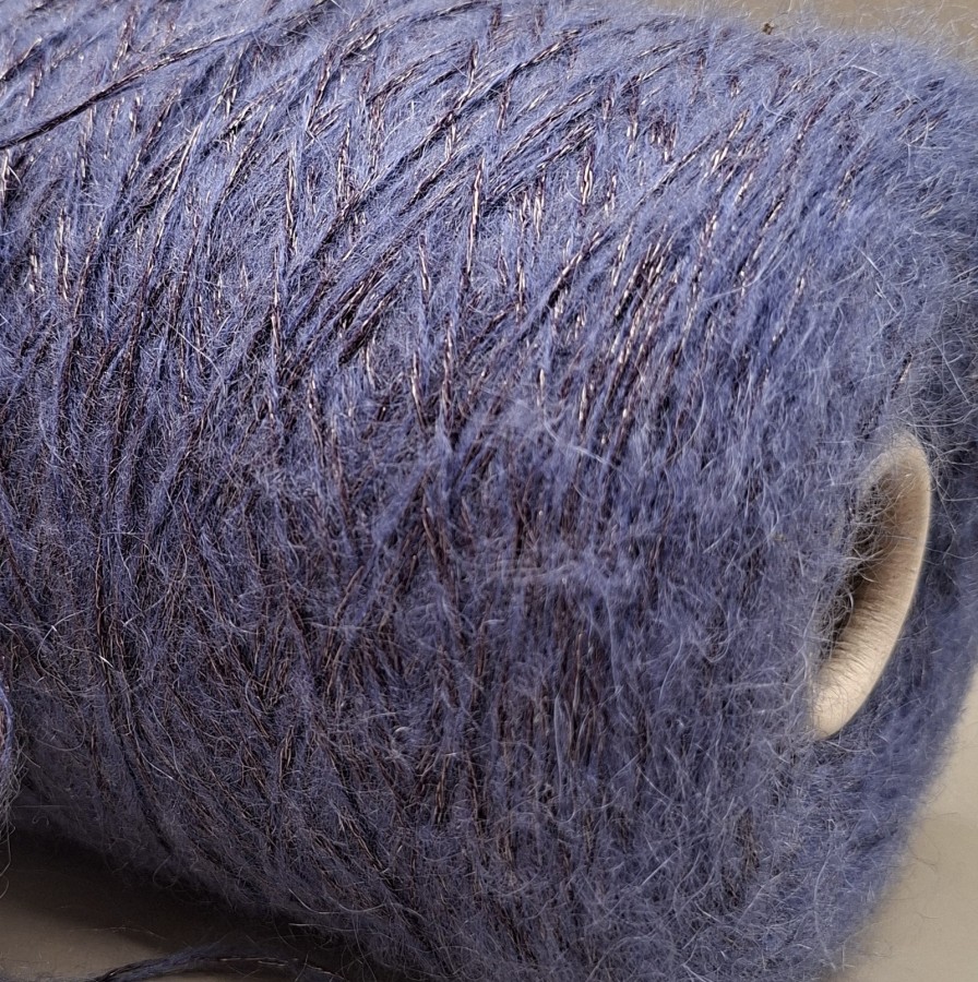Faktūriniai siūlai – lengvi ir stilingi (100 g) Faktūriniai siūlai – lengvi ir stilingi (100 g)