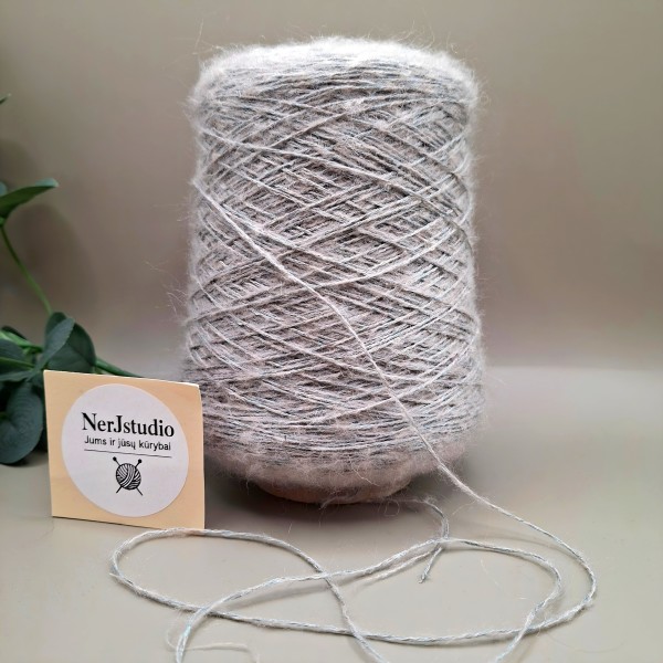 Faktūriniai siūlai – lengvi ir stilingi (100 g)