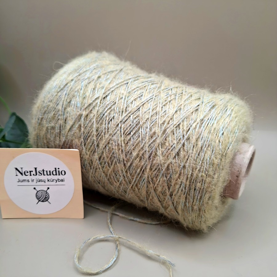 Faktūriniai siūlai – lengvi ir stilingi (100 g)