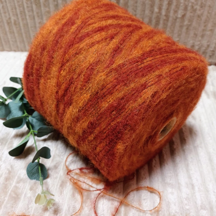 Melanžiniai moherio siūlai – natūralūs ir tekstūriški (100 g)