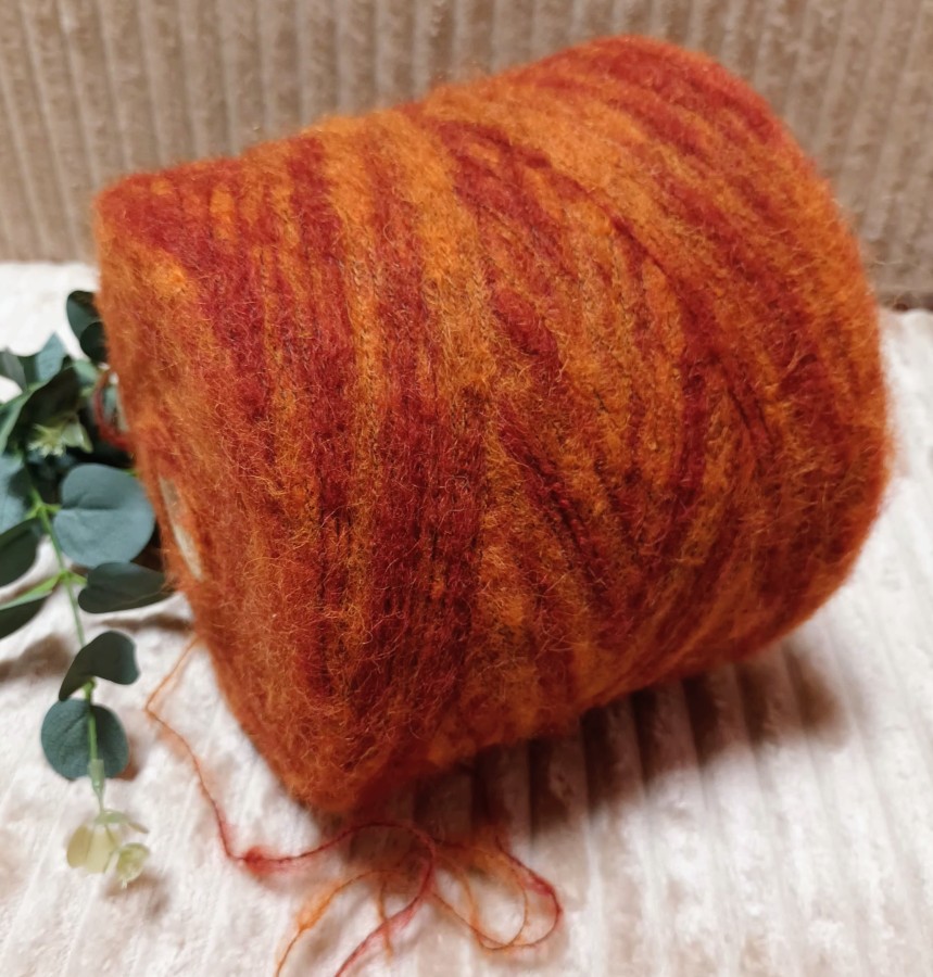 Melanžiniai moherio siūlai – natūralūs ir tekstūriški (100 g)