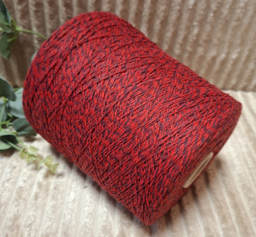 Itališki merino vilnos siūlai – lengvi ir patvarūs (100 g)