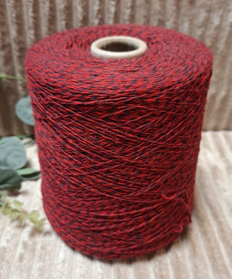 Itališki merino vilnos siūlai – lengvi ir patvarūs (100 g)