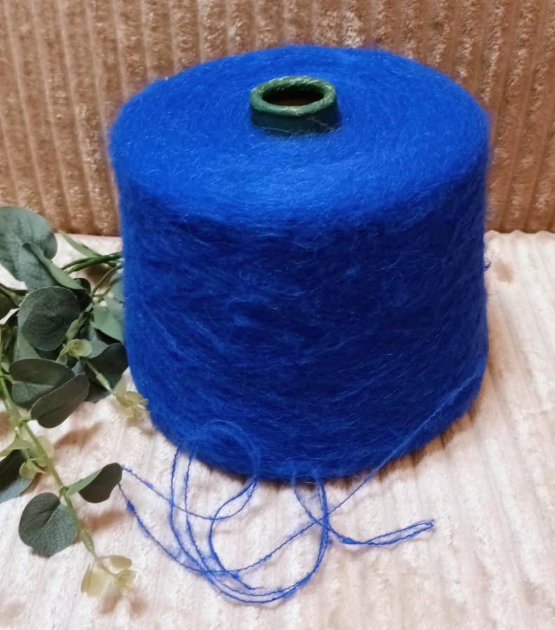 Siūlai su alpaka – ryškiai mėlyni (100 g)