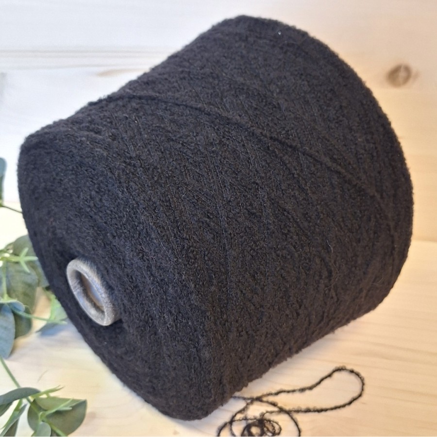 Vilnos ir kupranugarių vilnos siūlai – faktūriniai ir stilingi GOBI LOOP (100 g)