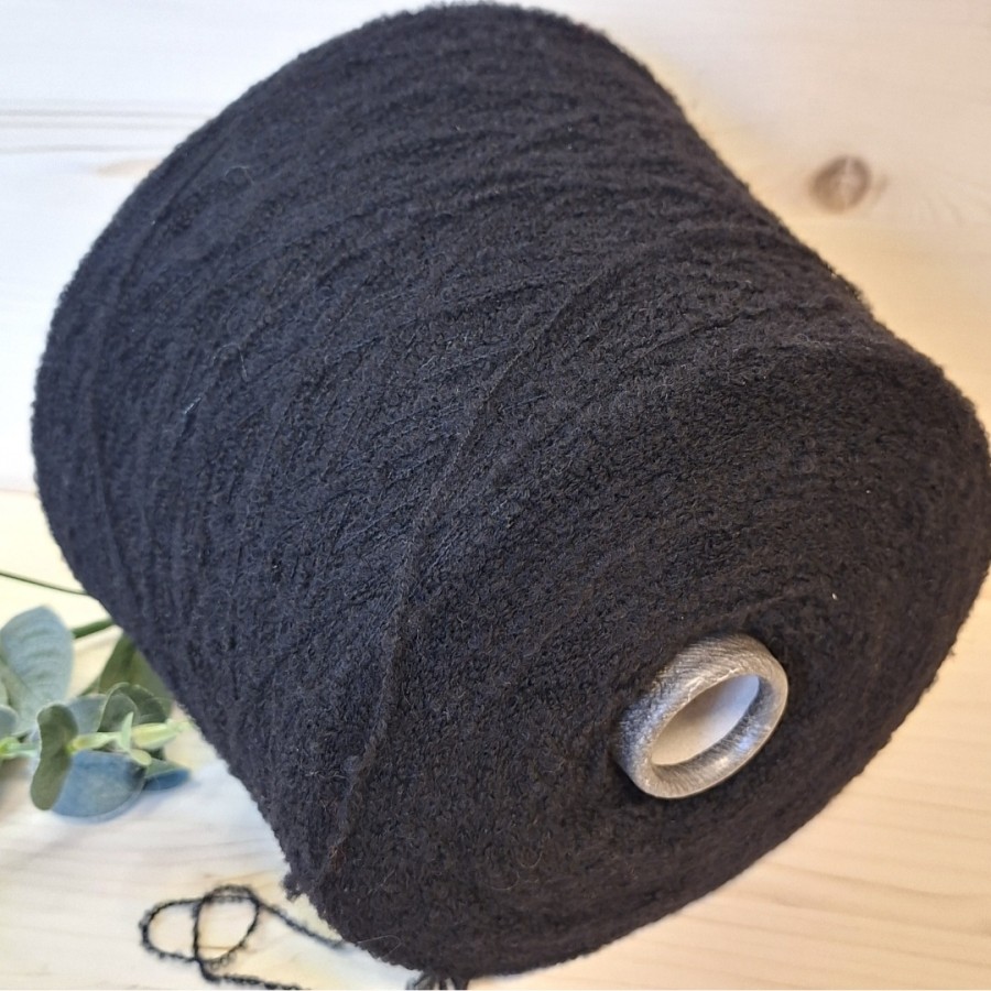 Vilnos ir kupranugarių vilnos siūlai – faktūriniai ir stilingi GOBI LOOP (100 g)