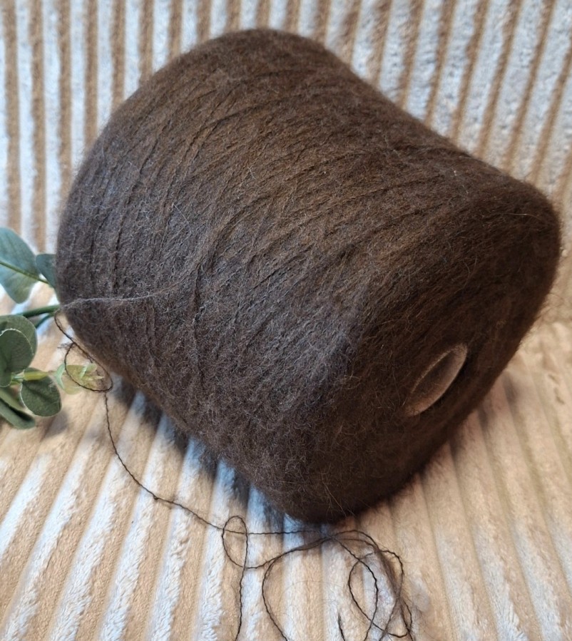 Kid moherio siūlai DIABLO – lengvi ir itin švelnūs (100 g)