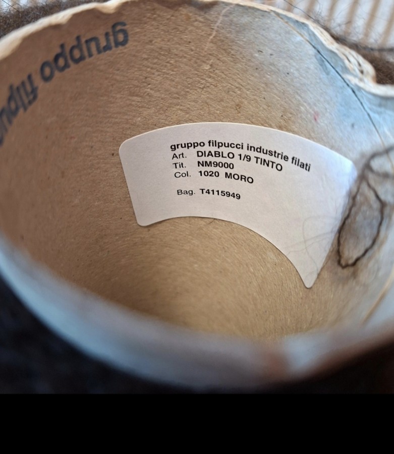 Kid moherio siūlai DIABLO – lengvi ir itin švelnūs (100 g)