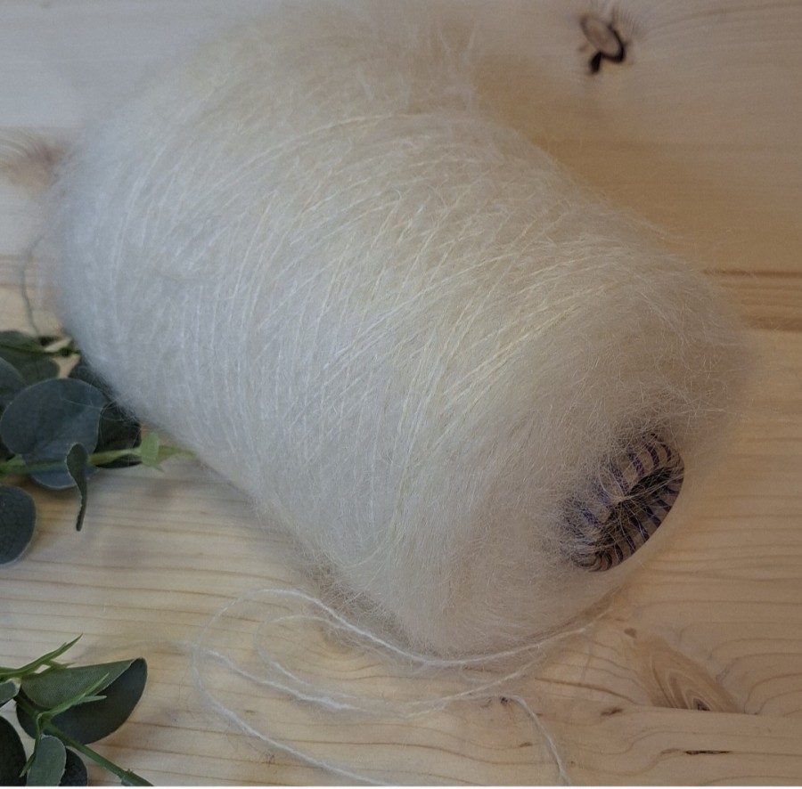 Virgin Wool & Kid Mohair Yarn – ultra‑soft and fluffy POMICE (100 g)