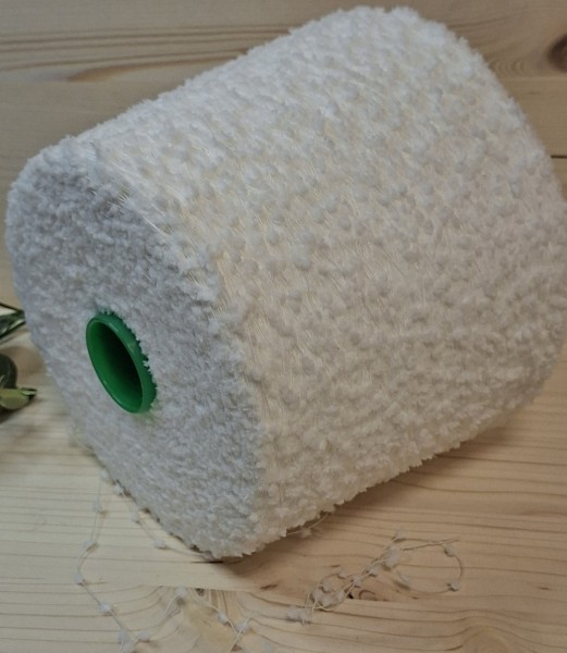 Tekstūriniai siūlai – žaismingi ir subtilūs FANTASIA POMPON (100 g)