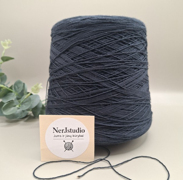 Medvilnės siūlai – tamsi grafito spalva (100 g)