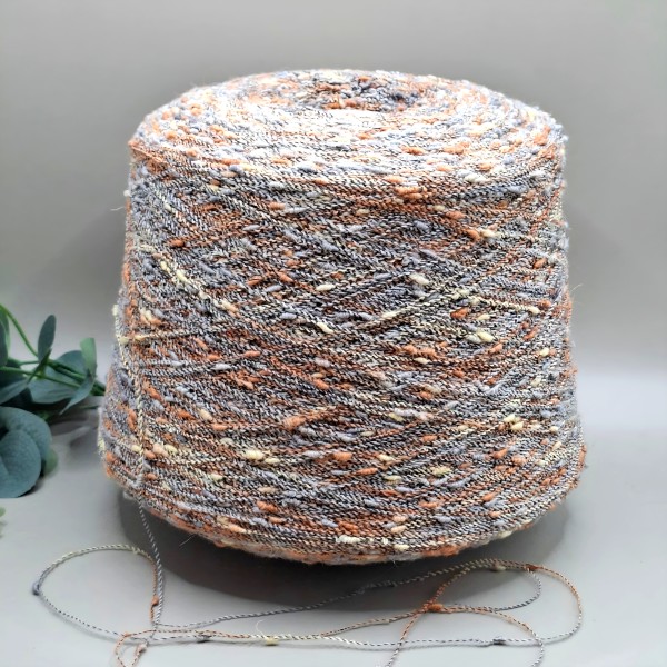 Medvilnės siūlai – tweed, su pumpuriukais (100 g)