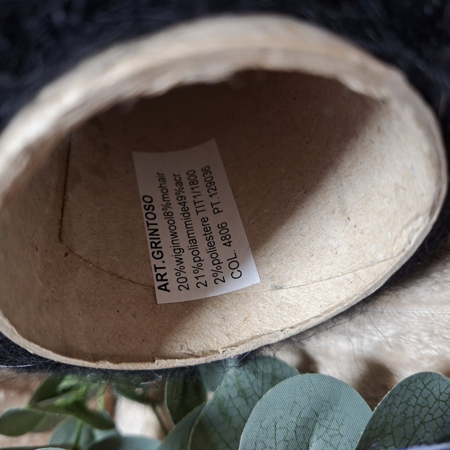 Melanžiniai siūlai – su sidabrine gija (350 g)