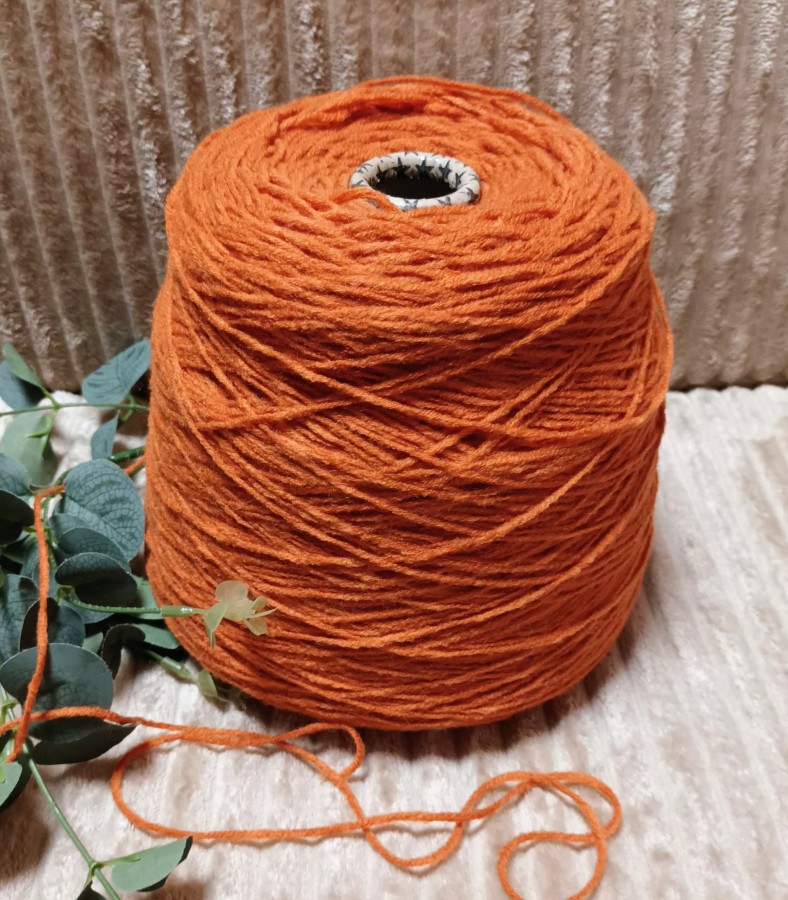 Merino vilnos siūlai – ryški oranžinė (100 g)