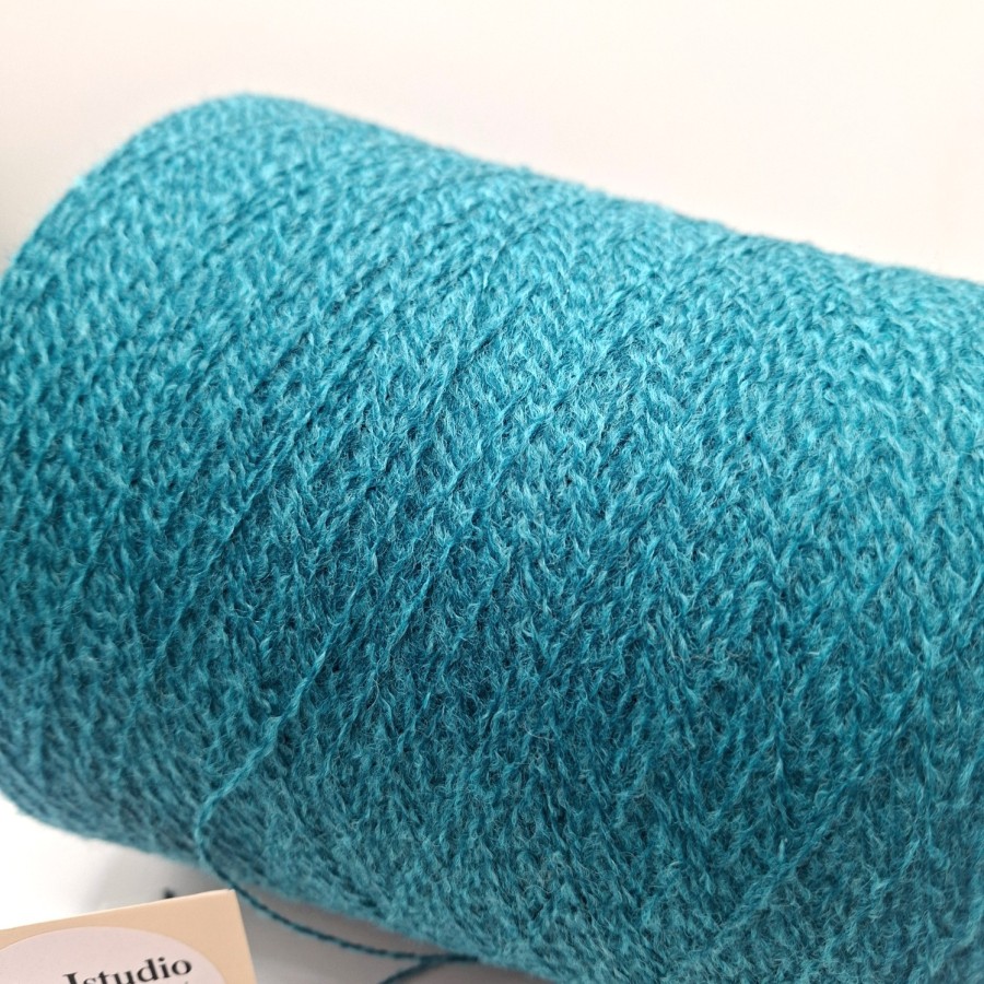 Merino vilna „Volga“ — itin minkšta, nekandanti (100 g) Merino vilna „Volga“ — itin minkšta, nekandanti (100 g)
