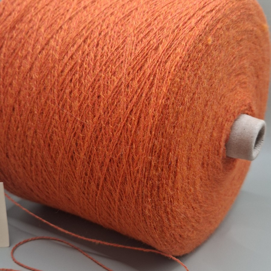 Merino vilna „Volga“ — itin minkšta, nekandanti (100 g) Merino vilna „Volga“ — itin minkšta, nekandanti (100 g)