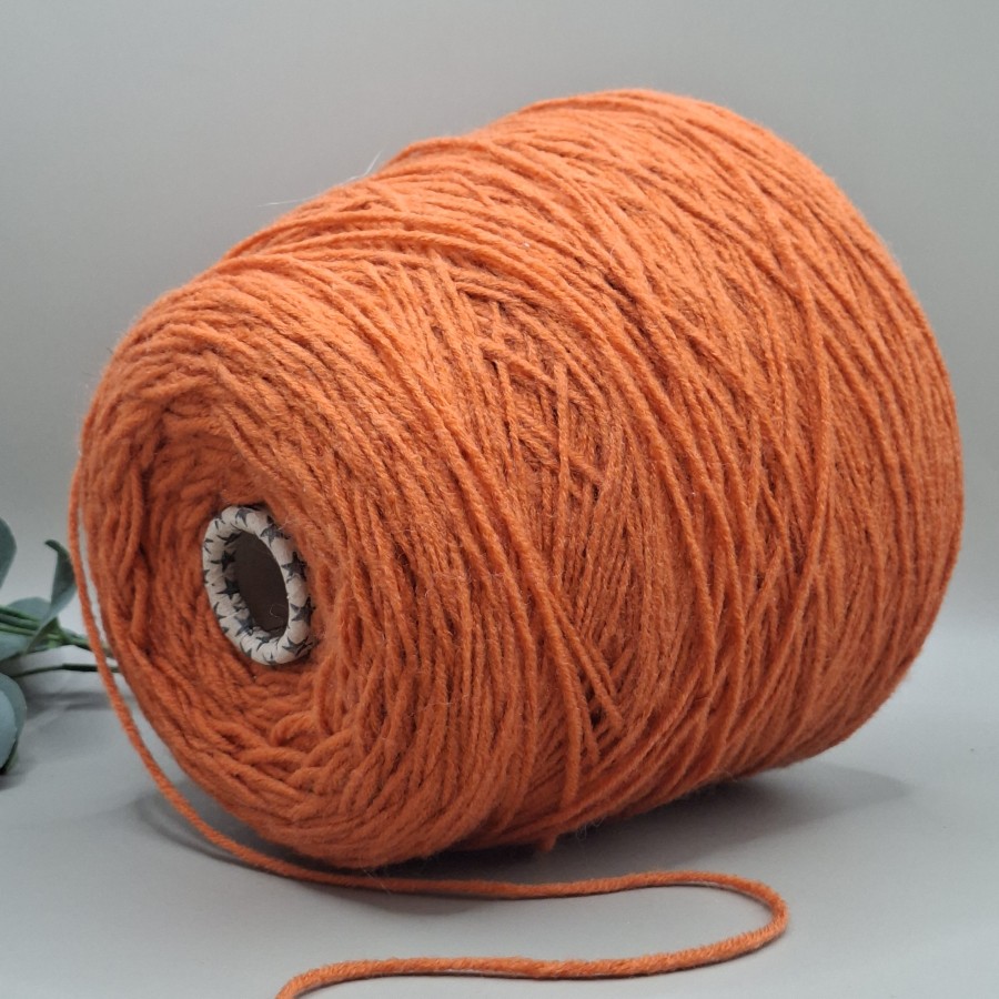 Merino vilnos siūlai – ryški oranžinė CONNEMARA (100 g) Merino vilnos siūlai – ryški oranžinė CONNEMARA (100 g)