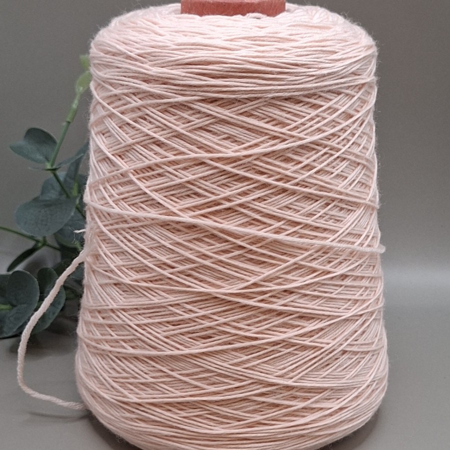 Merino vilnos siūlai – šviesiai persikiniai, lygūs SUDWOLLE SUPER (100 g)