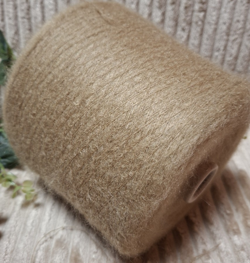 Moherio siūlai – itin ploni ir prabangūs (50 g)